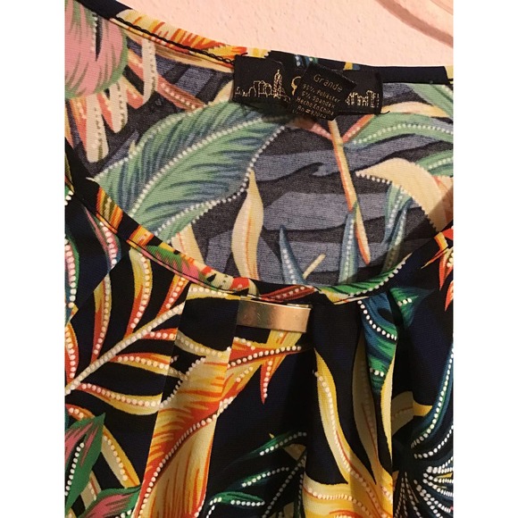 ❤️80 Place multi color floral blouse size large - Picture 3 of 6